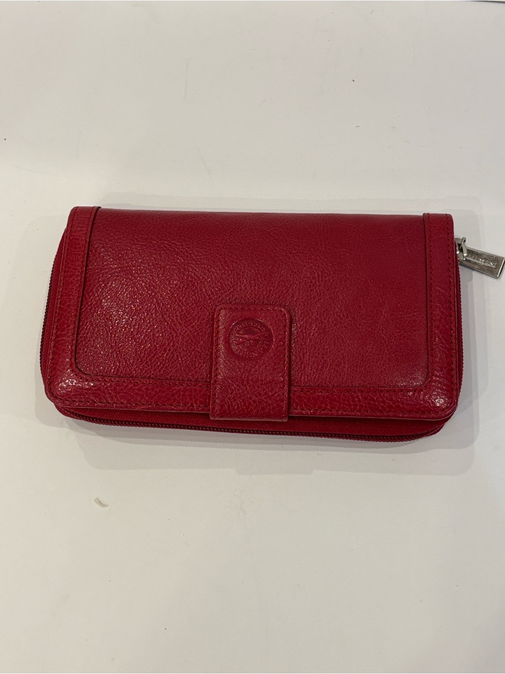 Longchamp Red Pebbled Leather Flap Wallet Bifold Clutch Organizer Horse Logo